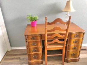 Cheerful 3-BR home near Downtown Dayton, Wright Patterson AFB and Airport